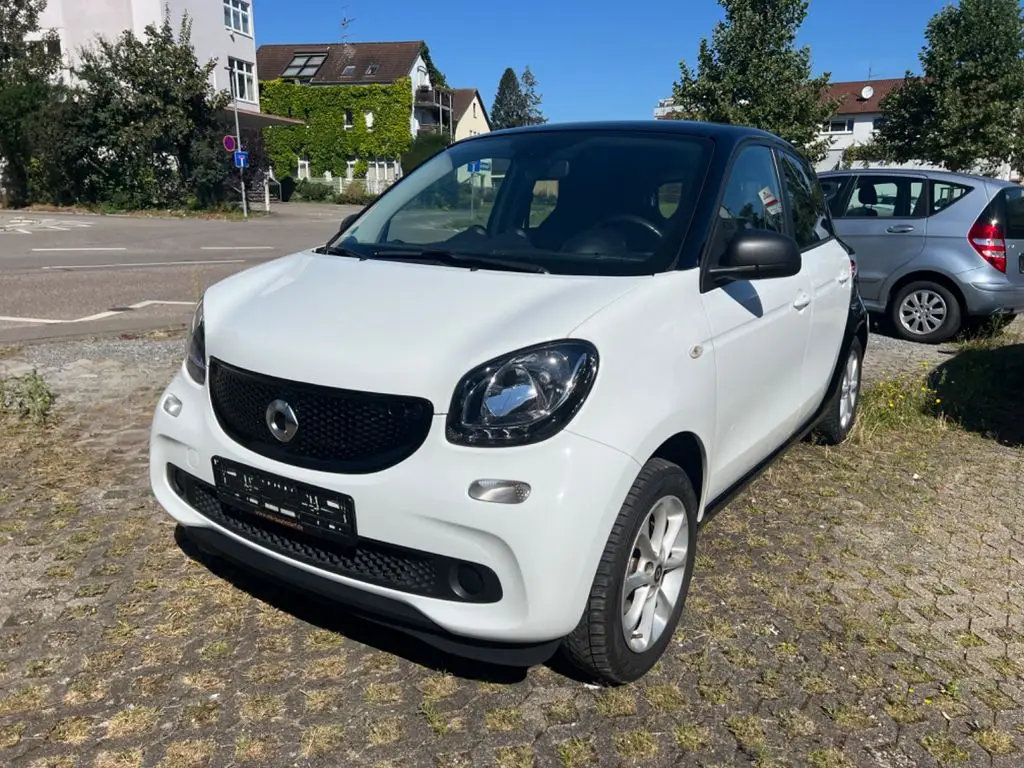 Photo 1 : Smart Forfour 2018 Petrol