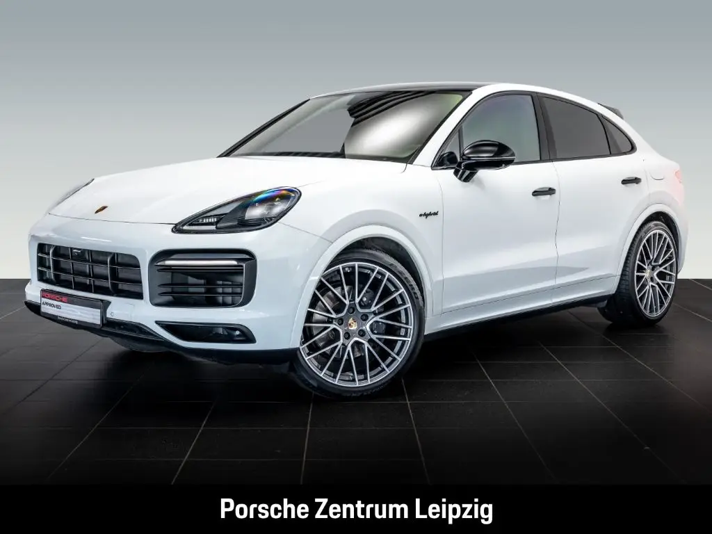 Photo 1 : Porsche Cayenne 2022 Hybrid