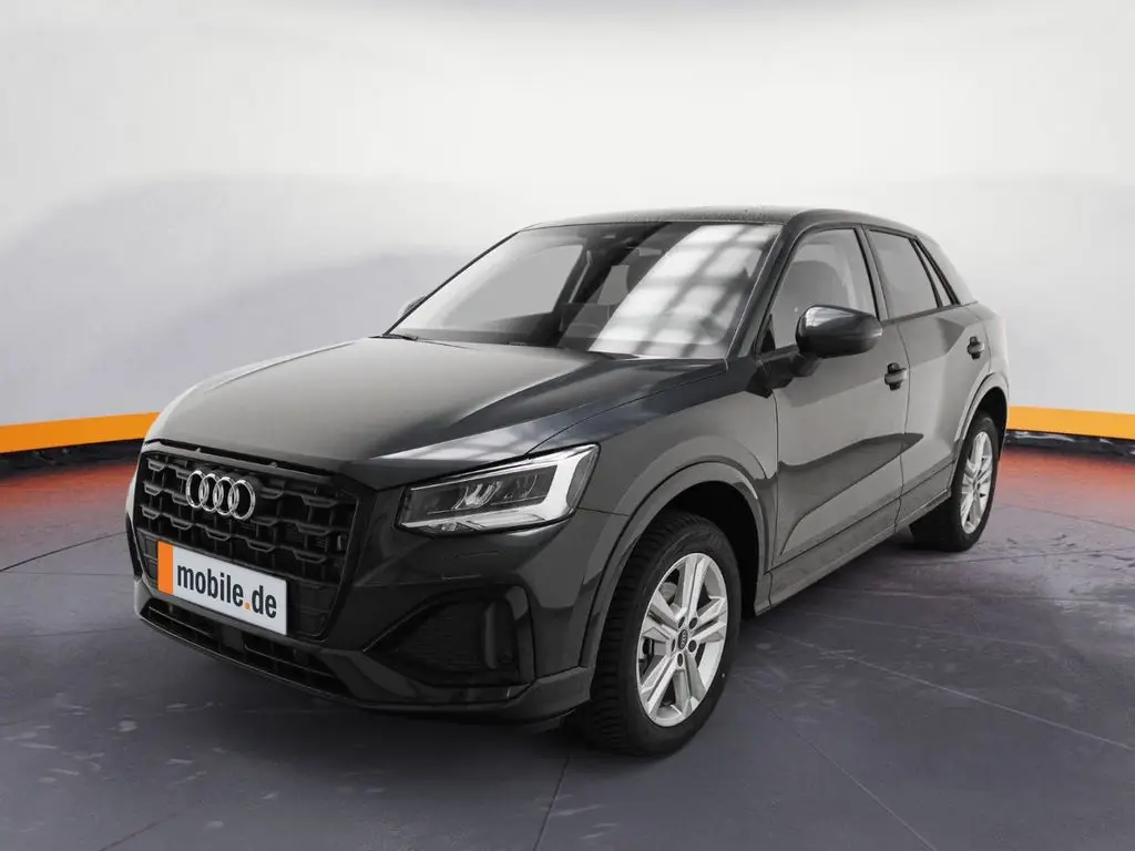 Photo 1 : Audi Q2 2024 Petrol