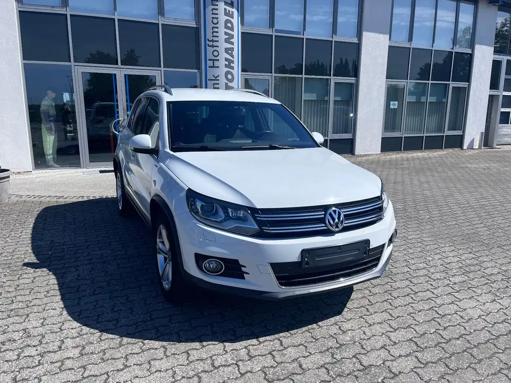 Photo 1 : Volkswagen Tiguan 2015 Petrol