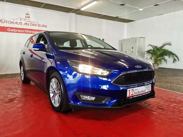 Photo 1 : Ford Focus 2018 Petrol