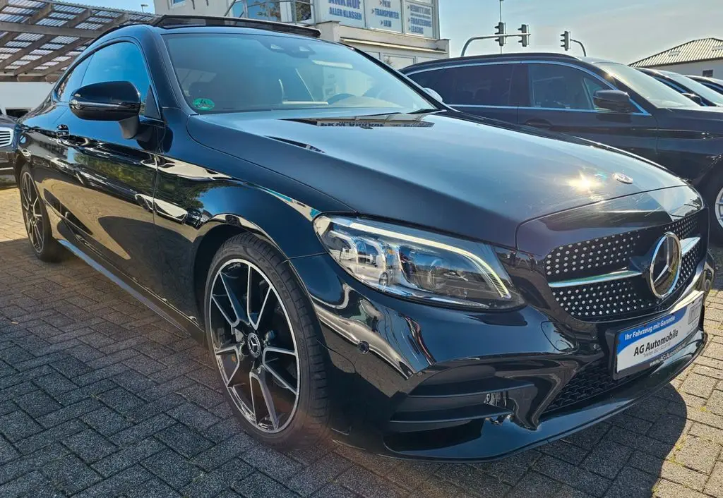 Photo 1 : Mercedes-benz Classe C 2018 Petrol