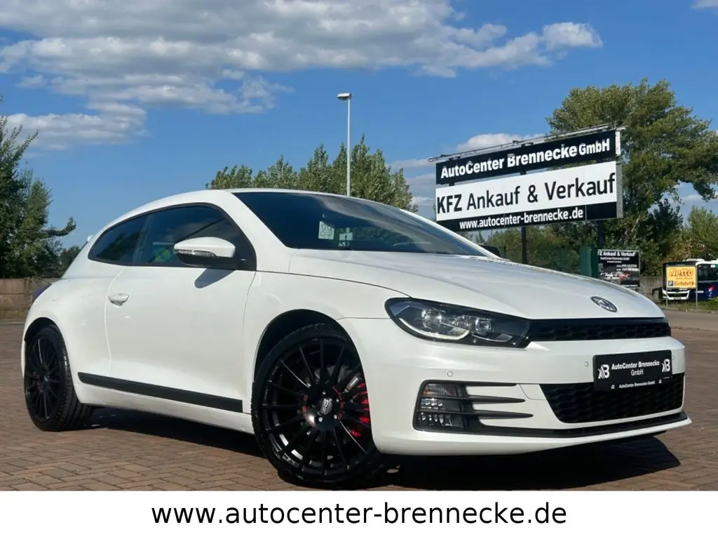 Photo 1 : Volkswagen Scirocco 2015 Petrol