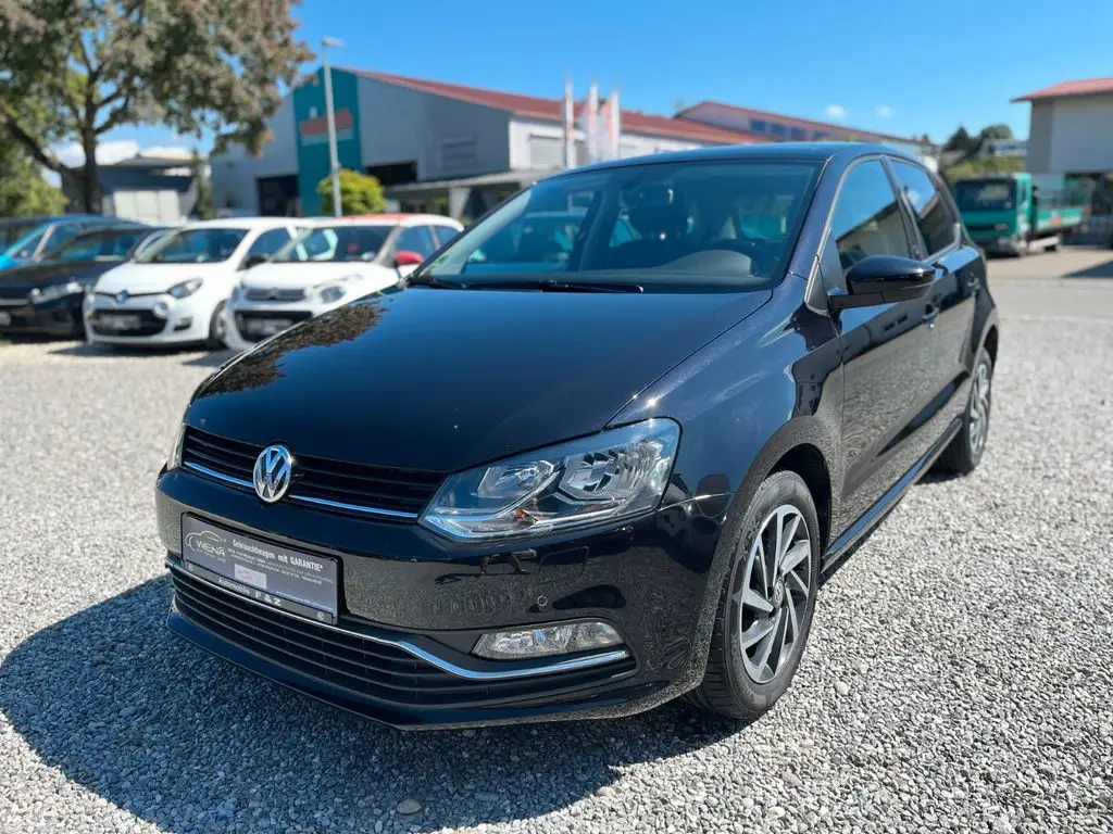 Photo 1 : Volkswagen Polo 2017 Petrol