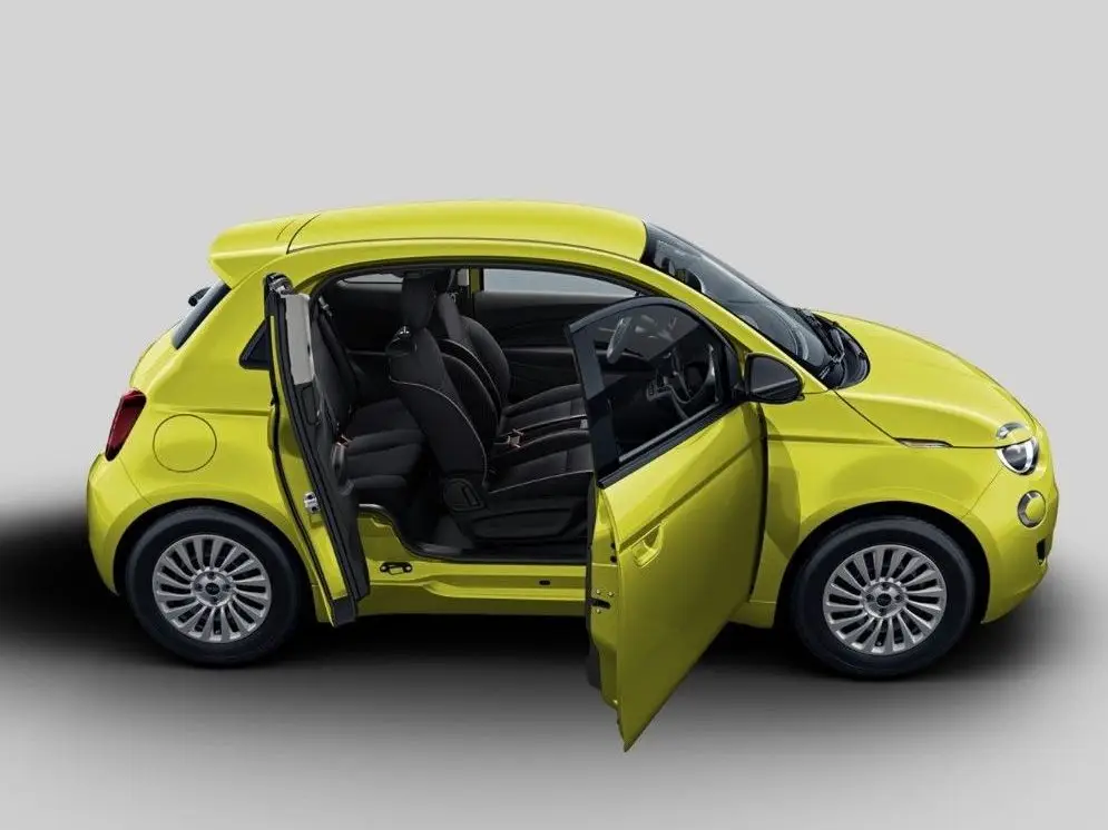 Photo 1 : Fiat 500 2024 Not specified