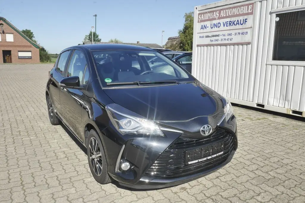 Photo 1 : Toyota Yaris 2018 Petrol