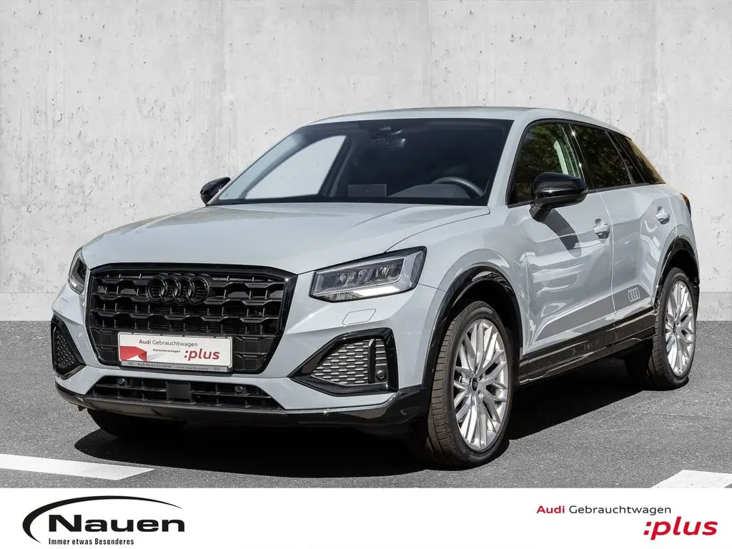 Photo 1 : Audi Q2 2023 Petrol