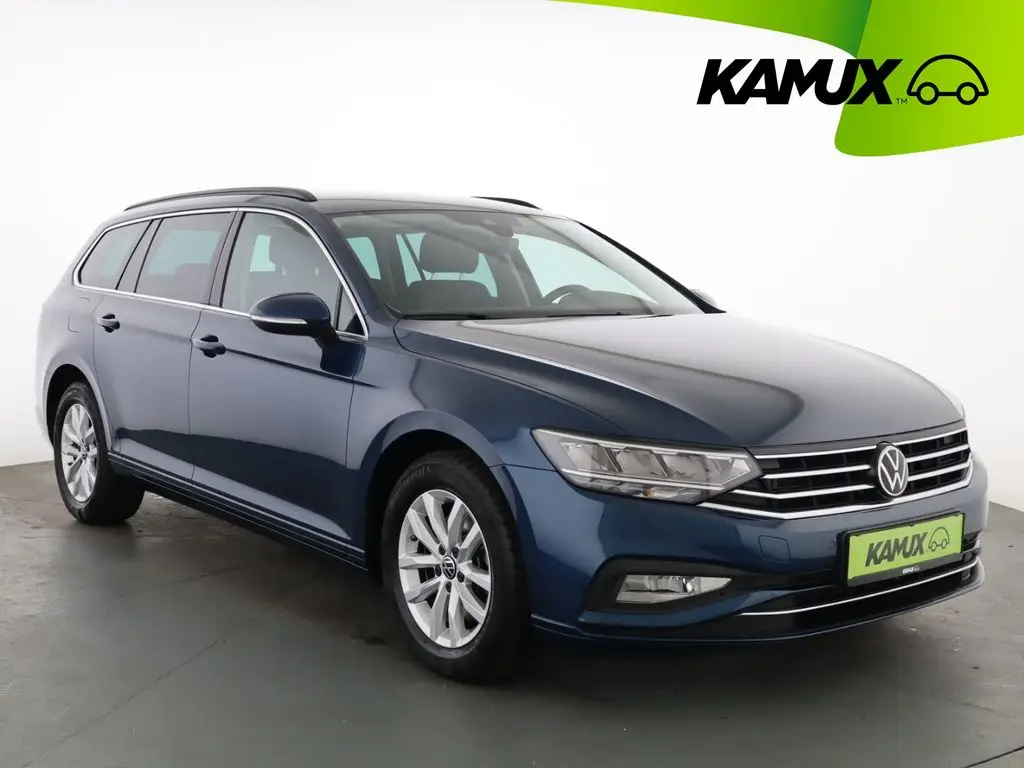 Photo 1 : Volkswagen Passat 2023 Essence