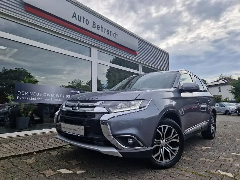 Photo 1 : Mitsubishi Outlander 2017 Essence