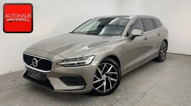 Photo 1 : Volvo V60 2020 Hybride