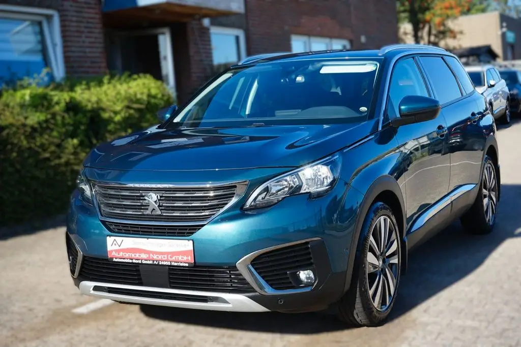 Photo 1 : Peugeot 5008 2019 Diesel