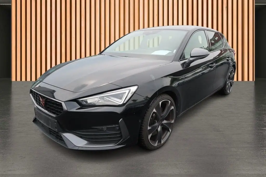 Photo 1 : Cupra Leon 2023 Petrol