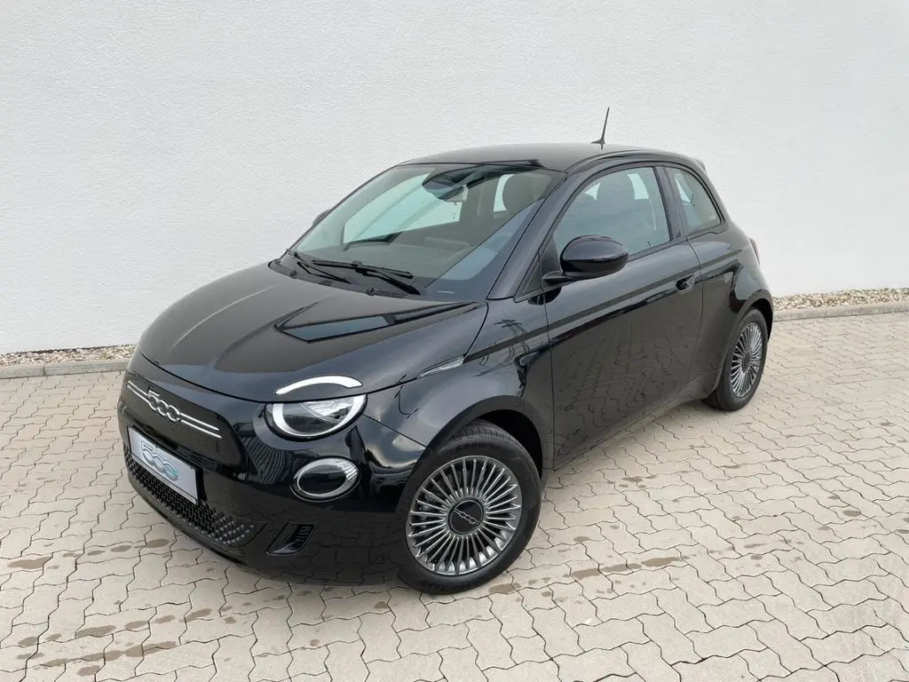 Photo 1 : Fiat 500 2021 Non renseigné