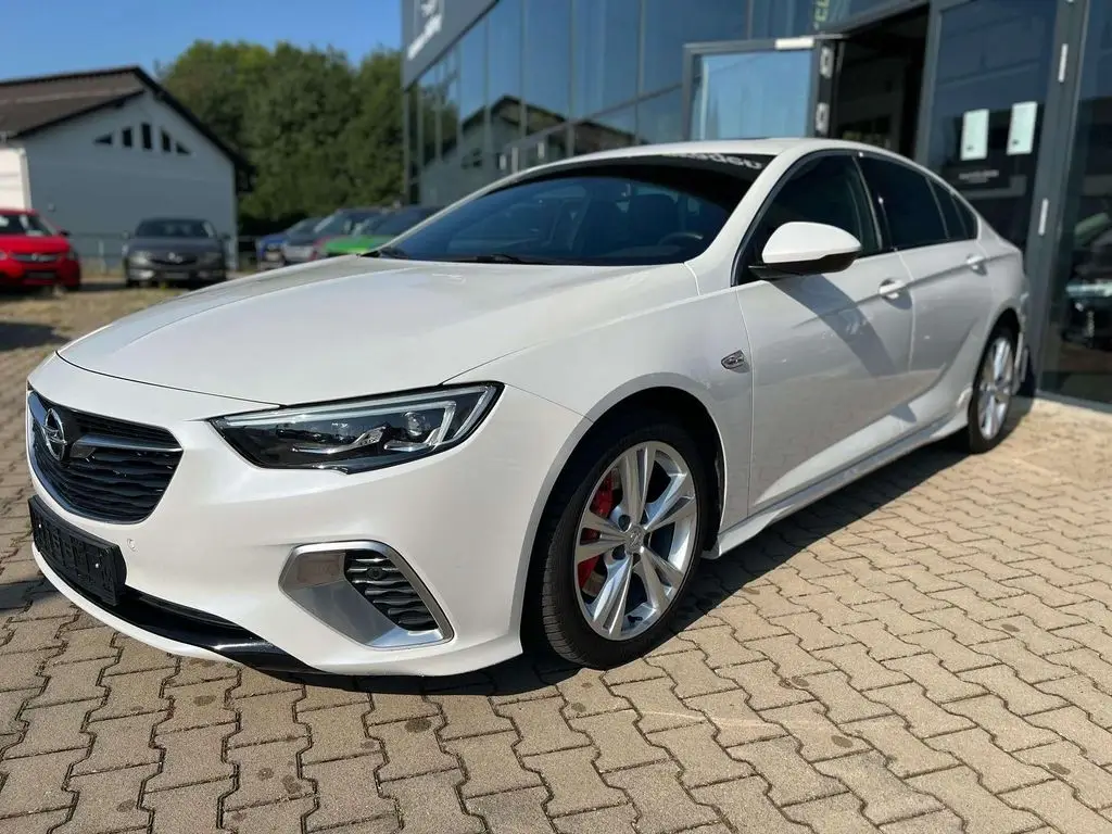 Photo 1 : Opel Insignia 2019 Diesel