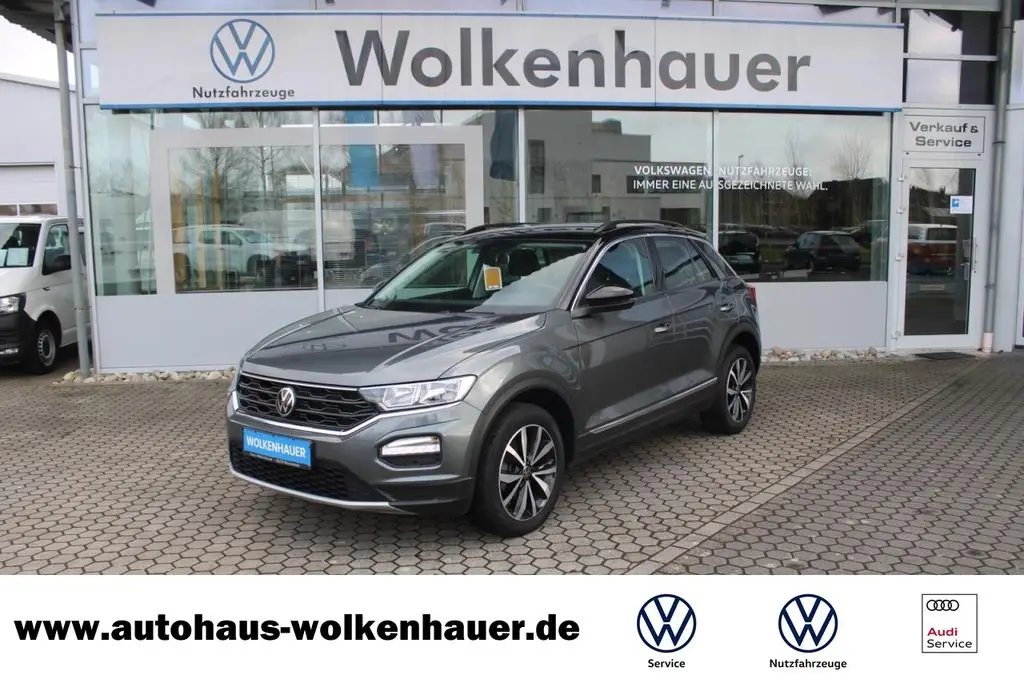 Photo 1 : Volkswagen T-roc 2020 Petrol