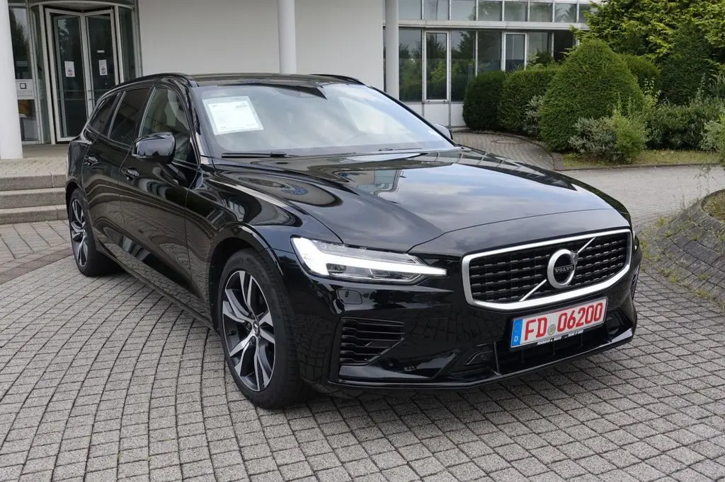 Photo 1 : Volvo V60 2020 Hybride