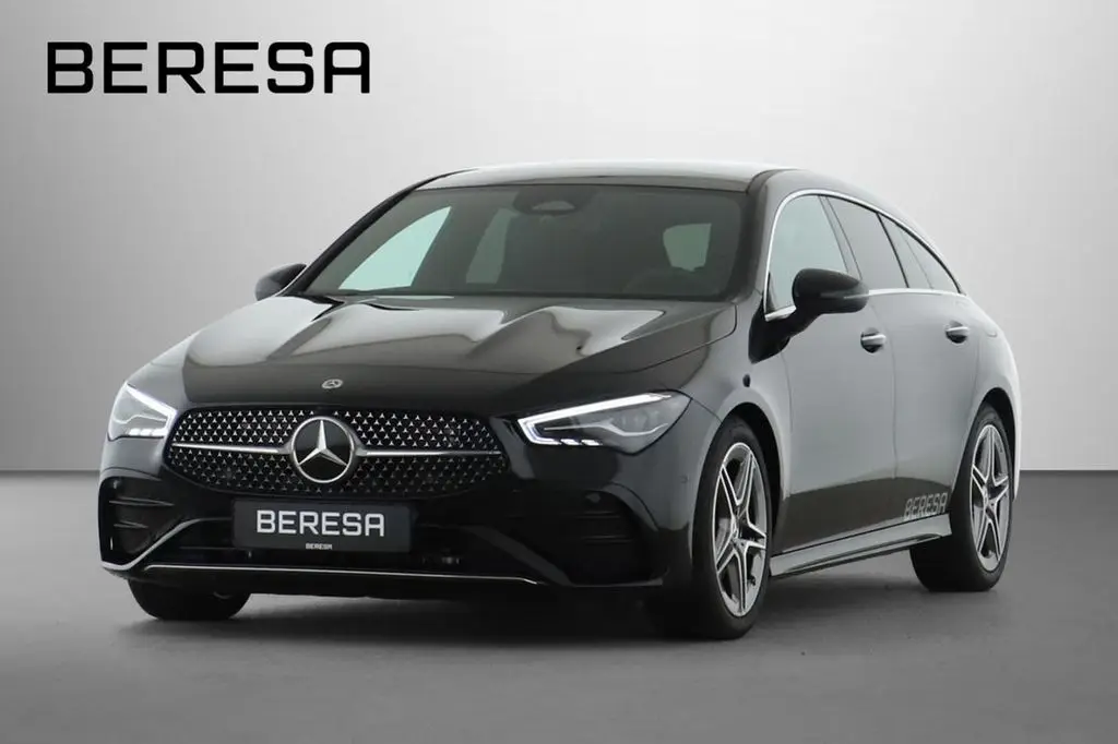 Photo 1 : Mercedes-benz Classe Cla 2024 Petrol