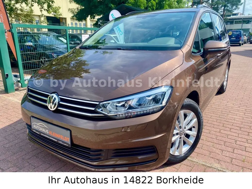 Photo 1 : Volkswagen Touran 2017 Petrol