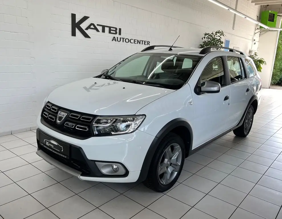 Photo 1 : Dacia Logan 2020 Essence