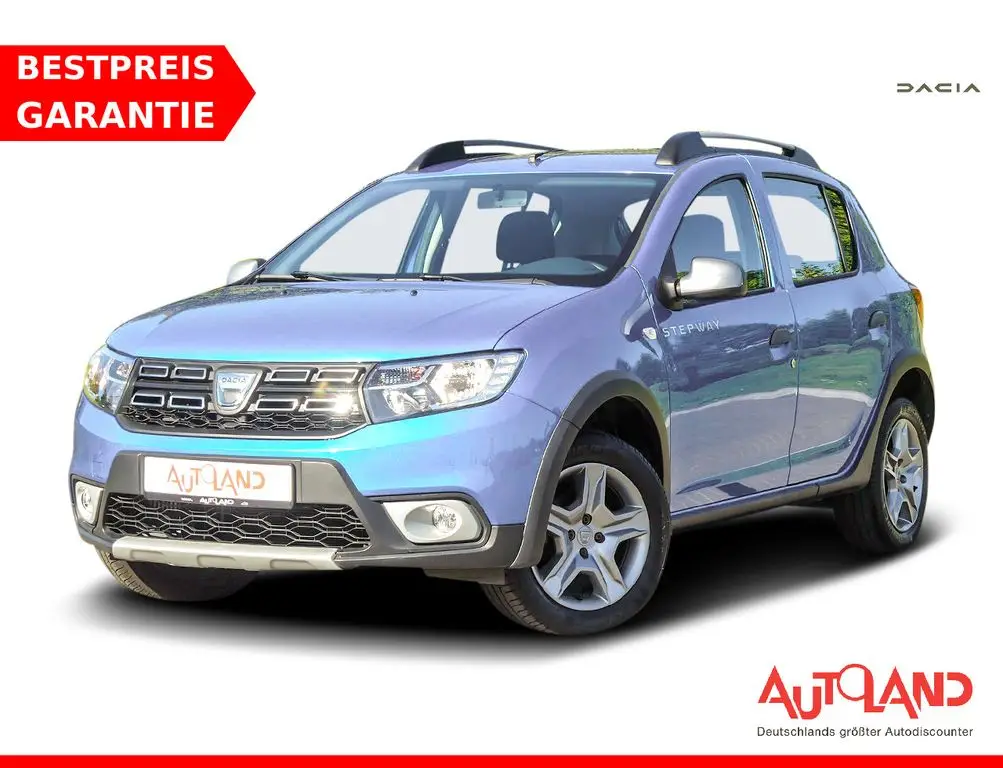 Photo 1 : Dacia Sandero 2017 Petrol