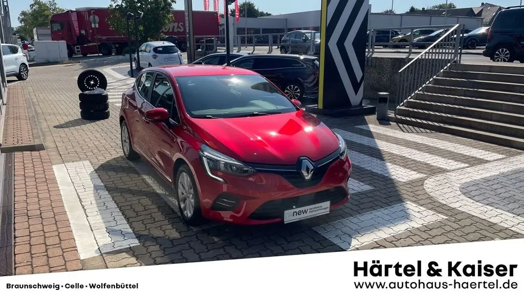 Photo 1 : Renault Clio 2021 Essence