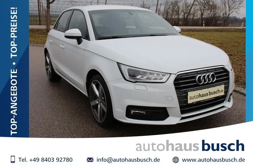 Photo 1 : Audi A1 2015 Petrol