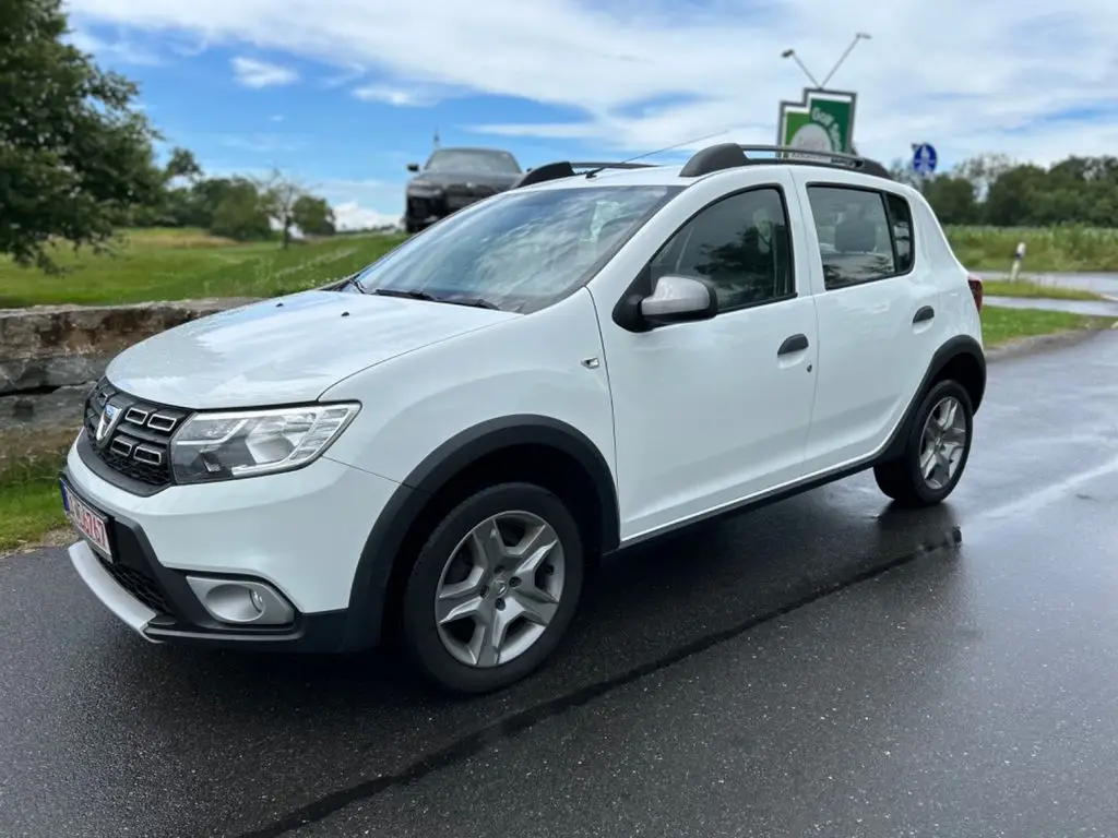 Photo 1 : Dacia Sandero 2017 Diesel