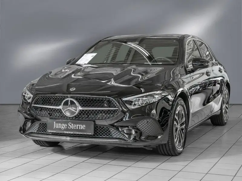 Photo 1 : Mercedes-benz Classe A 2023 Essence