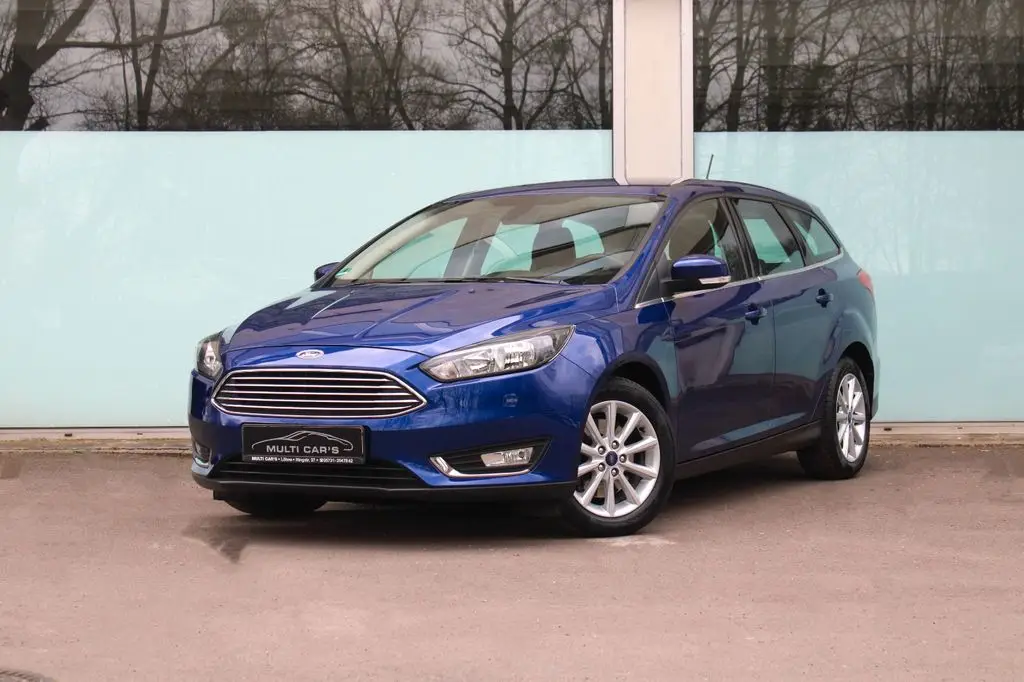 Photo 1 : Ford Focus 2016 Petrol