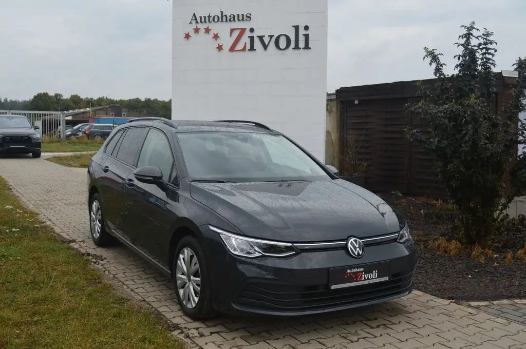 Photo 1 : Volkswagen Golf 2021 Petrol