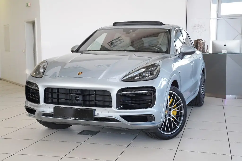 Photo 1 : Porsche Cayenne 2021 Hybrid