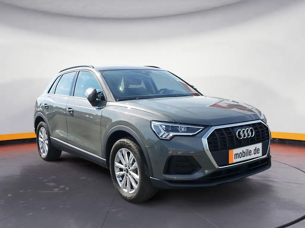 Photo 1 : Audi Q3 2023 Hybride