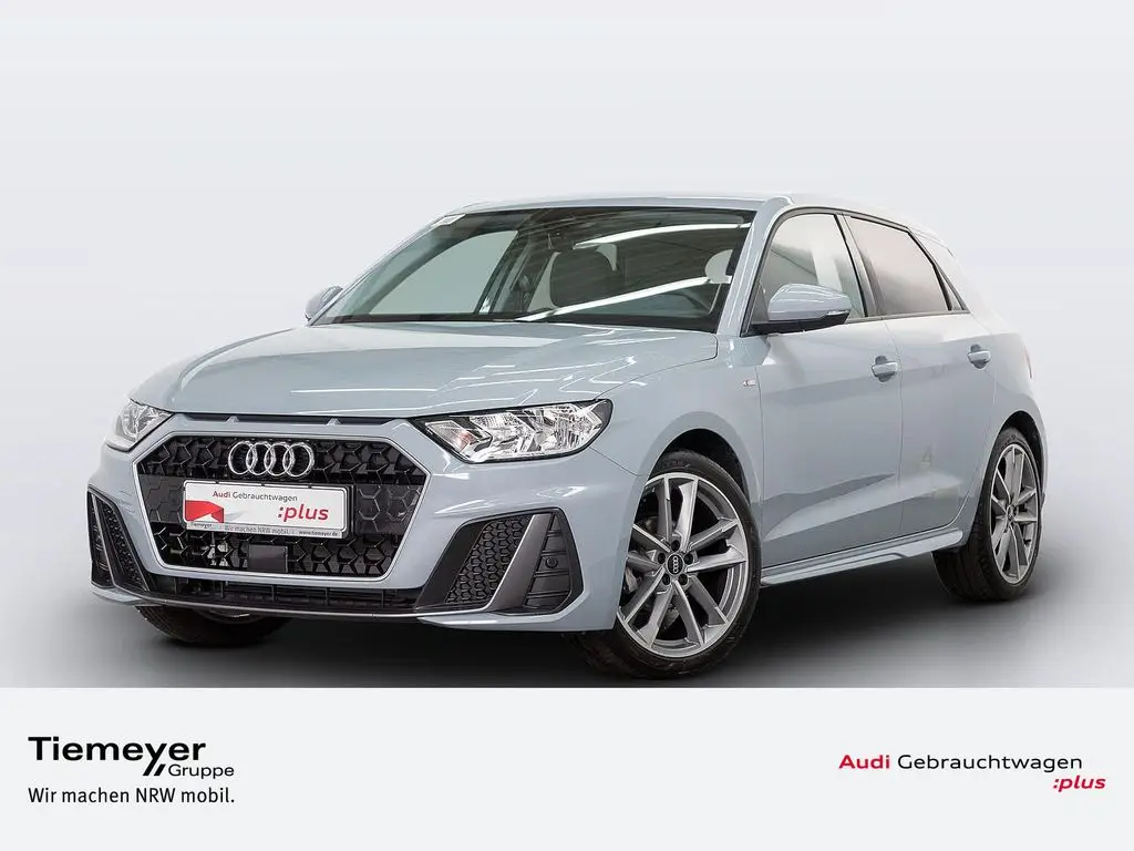 Photo 1 : Audi A1 2023 Essence