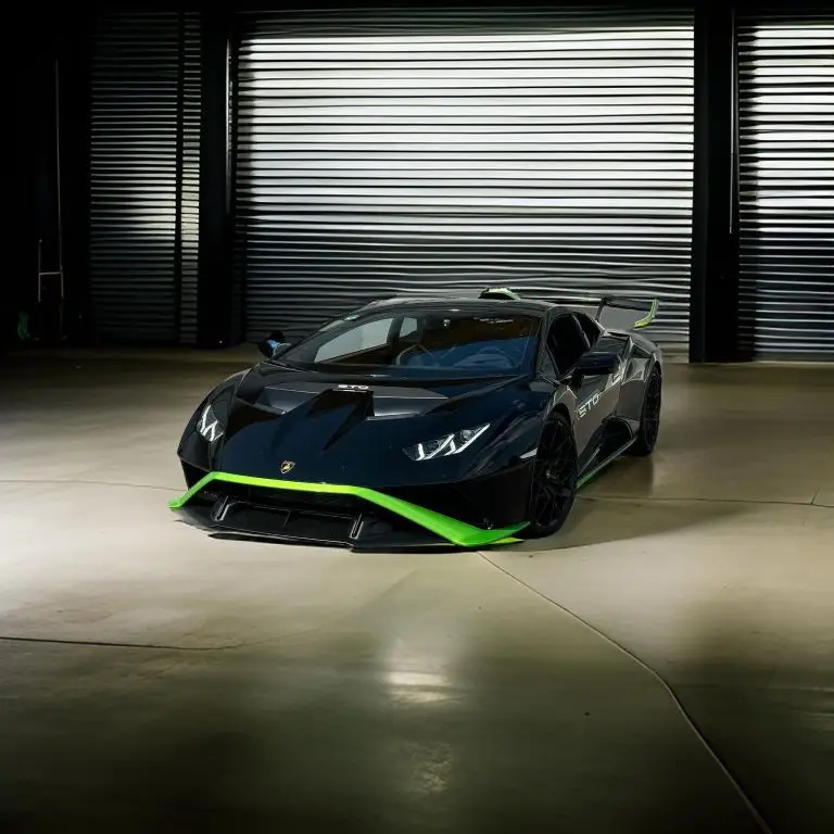 Photo 1 : Lamborghini Huracan 2023 Essence