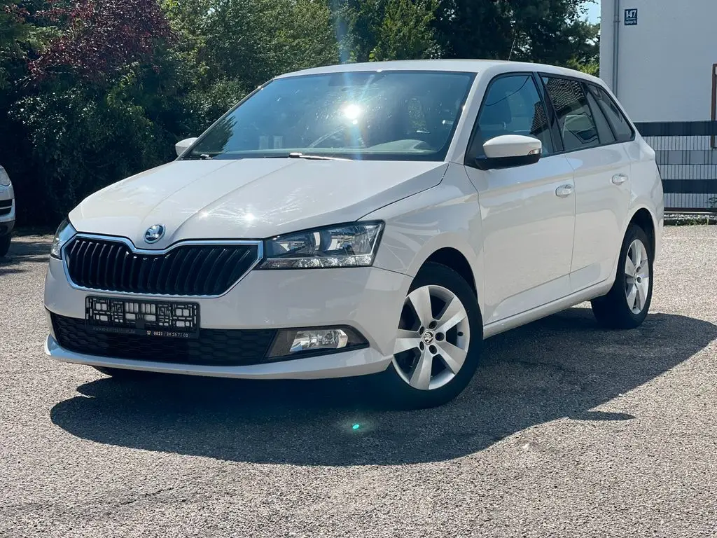 Photo 1 : Skoda Fabia 2021 Essence