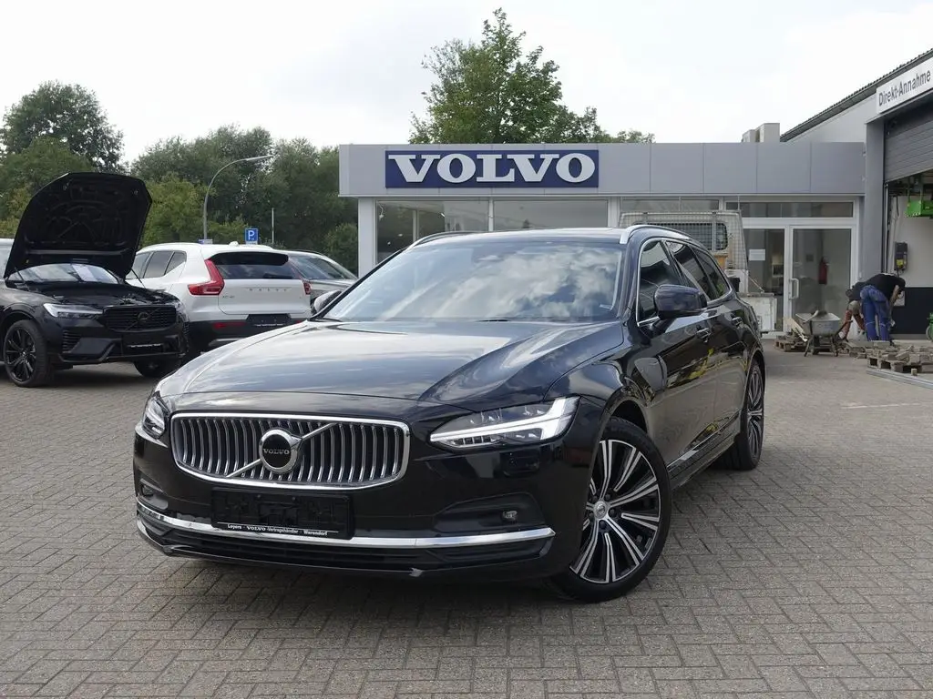 Photo 1 : Volvo V90 2023 Diesel