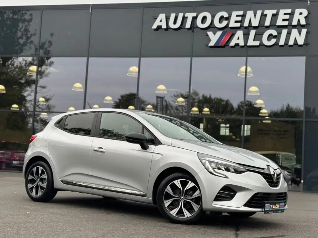 Photo 1 : Renault Clio 2023 Petrol