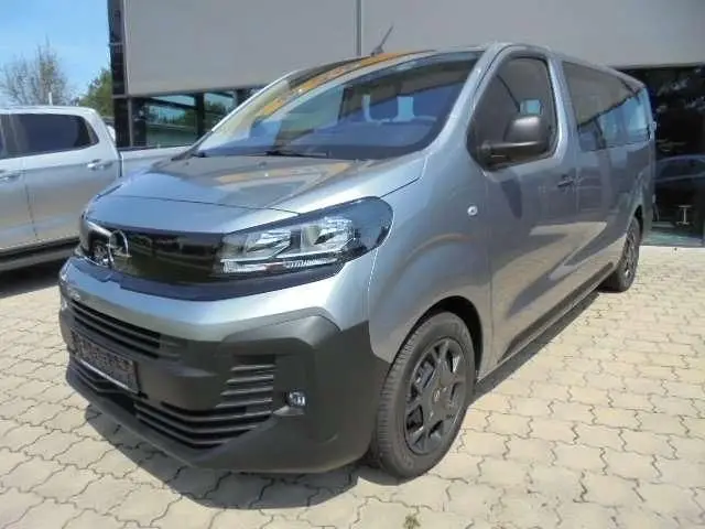 Photo 1 : Opel Zafira 2024 Diesel