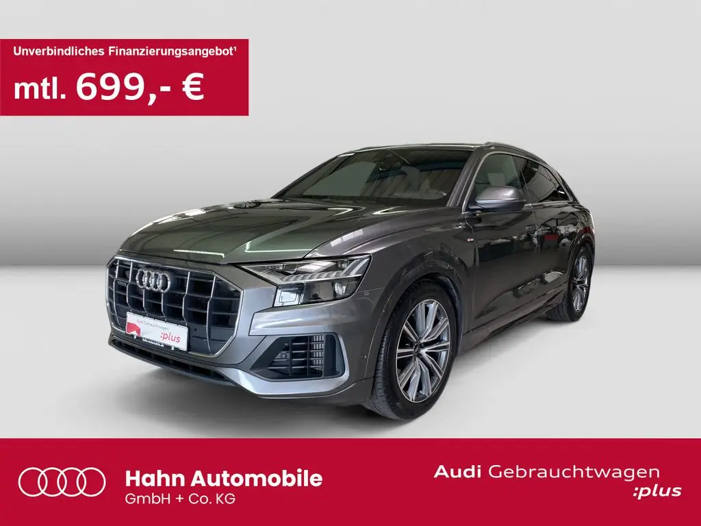 Photo 1 : Audi Q8 2021 Hybride