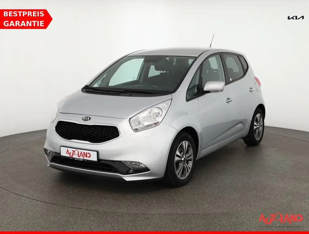 Photo 1 : Kia Venga 2016 Petrol