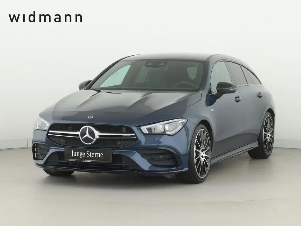 Photo 1 : Mercedes-benz Classe Cla 2022 Petrol