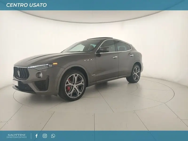 Photo 1 : Maserati Levante 2021 Autres