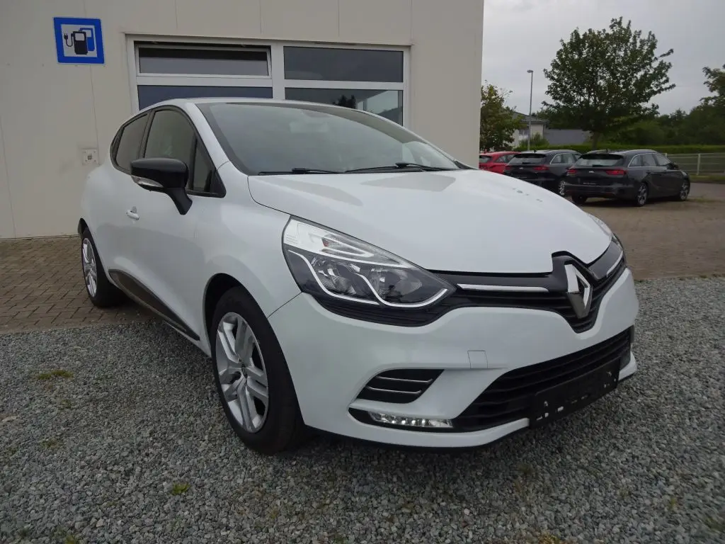 Photo 1 : Renault Clio 2019 Essence