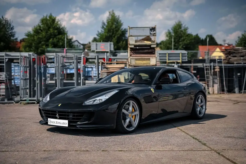 Photo 1 : Ferrari Gtc4lusso 2019 Essence