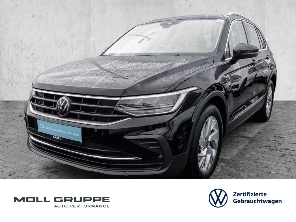 Photo 1 : Volkswagen Tiguan 2024 Essence