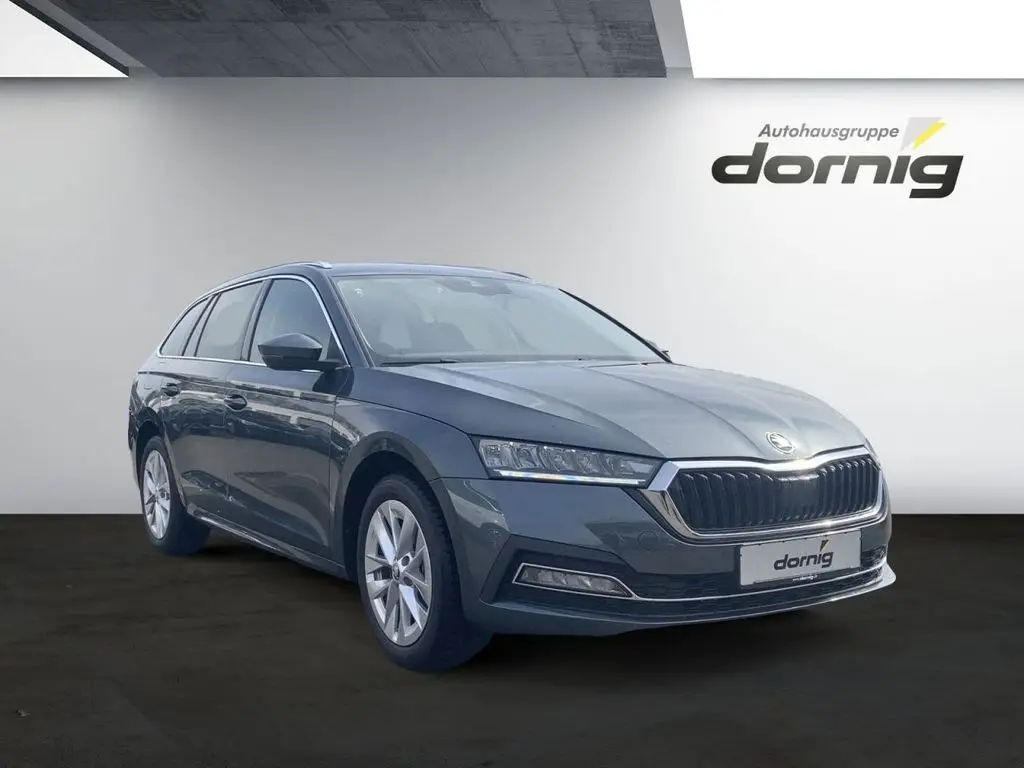 Photo 1 : Skoda Octavia 2021 Petrol