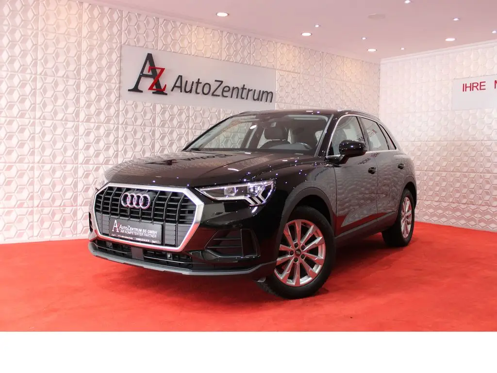 Photo 1 : Audi Q3 2020 Essence