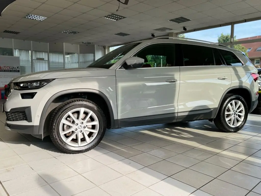 Photo 1 : Skoda Kodiaq 2023 Petrol