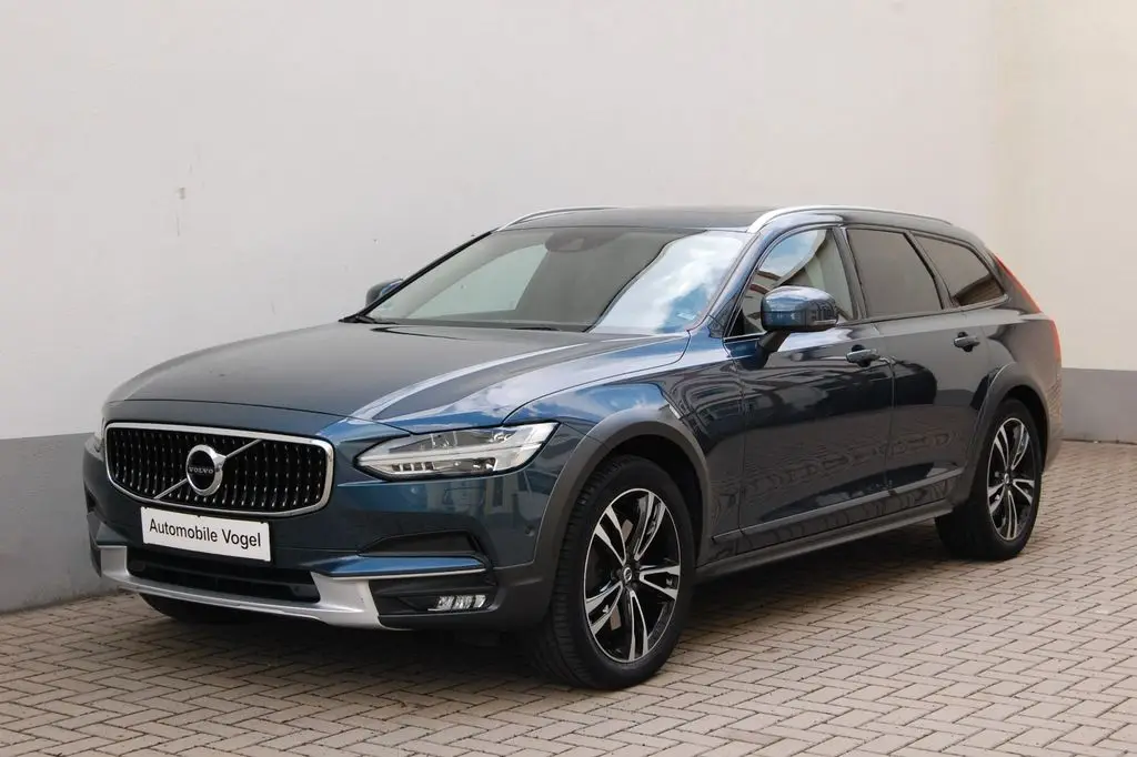 Photo 1 : Volvo V90 2019 Diesel