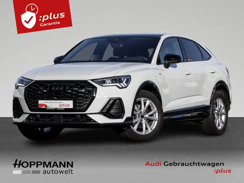 Photo 1 : Audi Q3 2023 Petrol